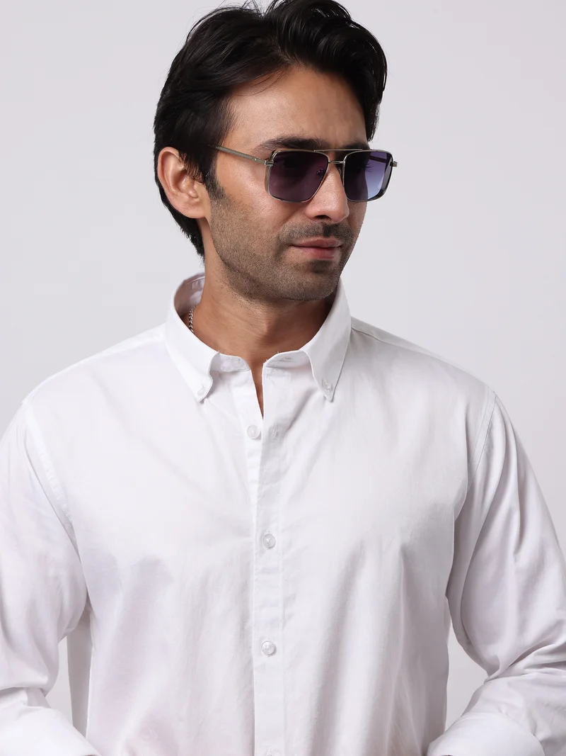 مانياك Maniac Mens Solid Collared Neck Full Sleeve Soft Twill Fabric White Shirt